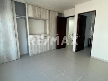 VENTA CASA  EN VISTA AZUL CORREGIDORA