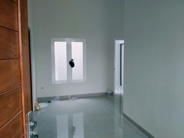 HEBOH RUMAH TEPI JALAN GIWANGAN HANYA 400 JUTAAN !