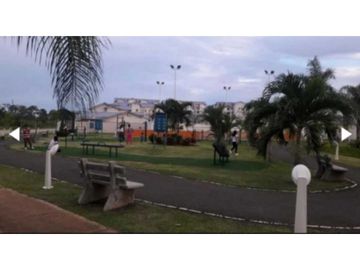 VENDO APARTAMENTO EN ARRAIJAN PLAYA DORADA 2R