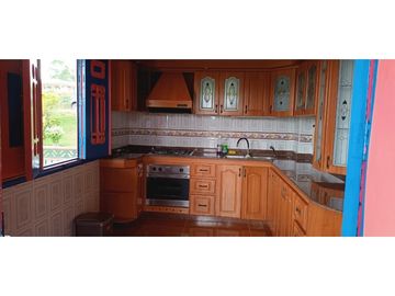 SE VENDE FINCA EN LA VIA CIRCASIA - MONTENEGRO