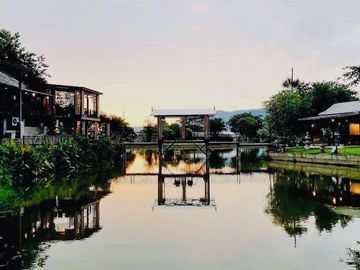 Land with restaurant and guest house for sale