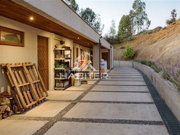 Casa en Venta en Condominio Cerro Cristal