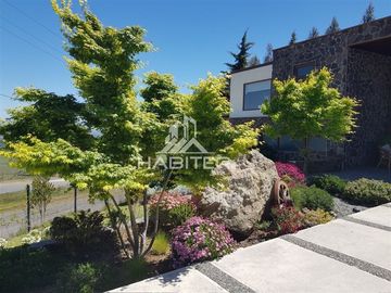 Casa en Venta en Condominio Cerro Cristal