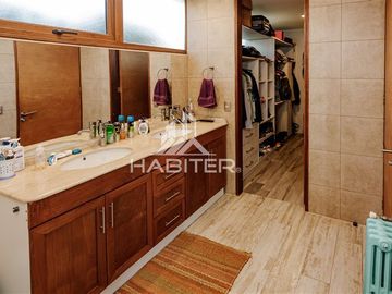 Casa en Venta en Condominio Cerro Cristal