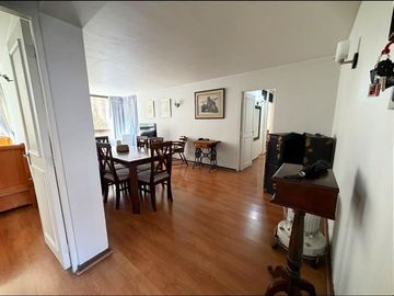 Departamento en venta de 3 dorm. + 2 baños en Providencia