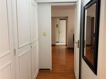 Departamento en venta de 3 dorm. + 2 baños en Providencia