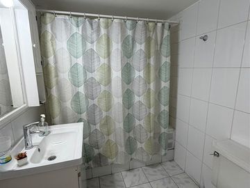 Departamento en venta de 3 dorm. + 2 baños en Providencia