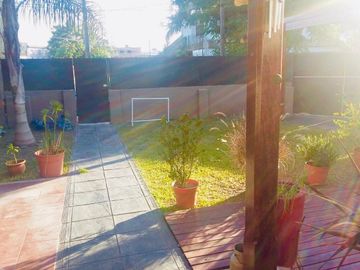 Chalet reciclado en venta- Ituzaingó