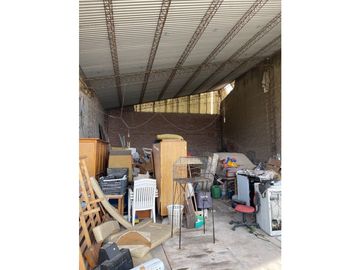 casa con galpon taller
