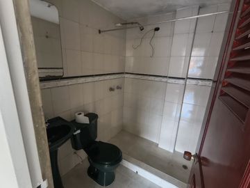 casa en venta en los almendros. Cod V126014