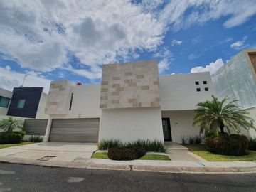 Casa en Venta en Lomas del Sol, Riviera Veracruzana