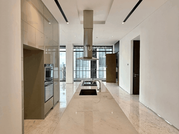 Luxury Apartment Senopati Suites 4BR 287m2 View Kota