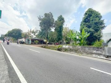 Dijual SHM Pekarangan Pinggir Jalan Utama di Bakungan Wedomartani
