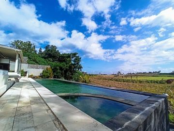 VILLA MINIMALIS TERMURAH DI GIANYAR DEKAT PANTAI SABA VIEW CANTIK