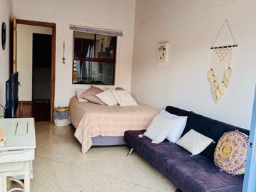 apartamento en venta en laureles, don quijote. Cod V12584