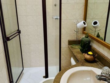 apartamento en venta en laureles, don quijote. Cod V12584