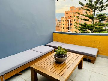apartamento en venta en laureles, don quijote. Cod V12584
