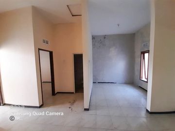 Rumah 2 Lantai Luas 94 di Sawojajar 2 kota Malang