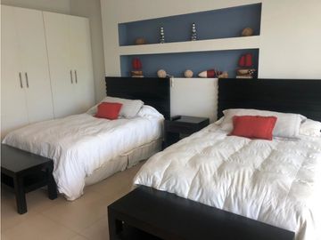 SE VENDE APARTAMENTO EN PLAYA BIJAO CON JARDIN Y PISCINA PRIVADA