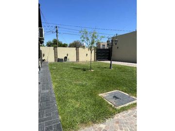 Venta casa 4 AMB parque san martín merlo