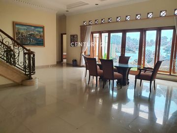 Disewakan Rumah Mewah Semi Furnished Di Cempaka Putih