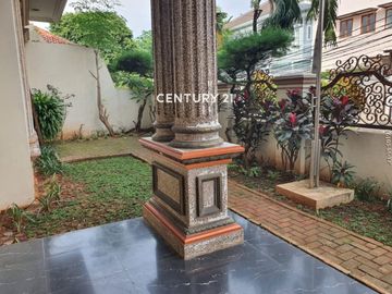 Disewakan Rumah Mewah Semi Furnished Di Cempaka Putih