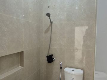 Jual Rumah Renov Grand Semanggi Surabaya Timur