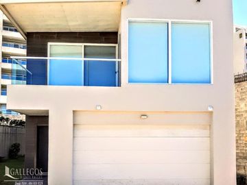 SE VENDEN VILLAS VACACIONALES EN ROSARITO BC