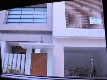 House and Lot in Greenwoods Pasig City for sale at