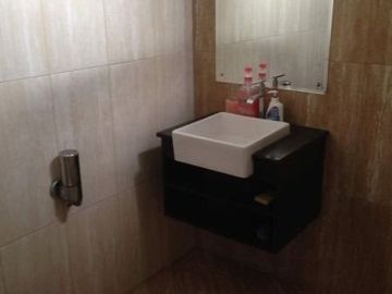 Rumah diJual di Serua Ciputat, Tangerang Selatan. Tanah Luas