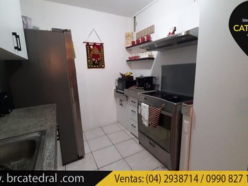 Casa de venta en Guayacanes – código:19916