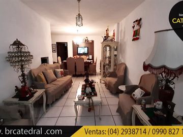 Casa de venta en Guayacanes – código:19916