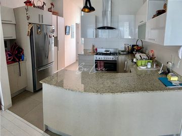 VENTA APARTAMENTO AMOBLADO EN BELLA VISTA PH MARINA PARK (1)