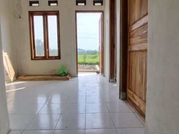 TERMURAH! RUMAH CANTIK TEPI JALAN UTAMA MAGELANG HANYA 210JT