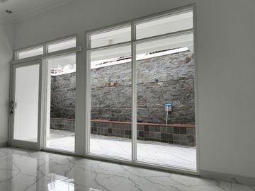 JARANG ADA Rumah Asri Hommy Bergaya Classic Modern Di Gegerkalong Bandung Utara