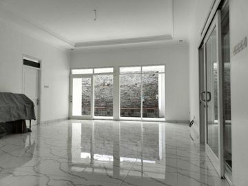JARANG ADA Rumah Asri Hommy Bergaya Classic Modern Di Gegerkalong Bandung Utara
