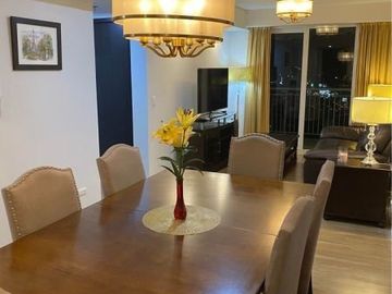 DCS00009- FOR SALE/ LEASE 2BR UNIT AT TWO SERENDRA SEQUOIA TOWER WITH BALCONY