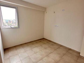 Hermoso departamento de 1 dormitorio a estrenar en VENTA, Av. Alem al 100