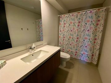 Departamento en venta de 4 dormitorios en Lo Barnechea