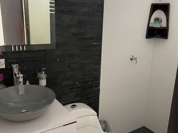 Se vende 2 apartamentos independientes en Villa Sol.