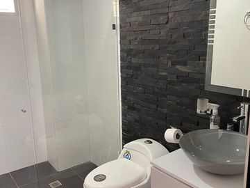 Se vende 2 apartamentos independientes en Villa Sol.