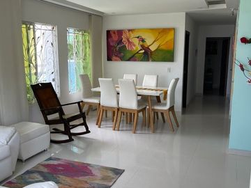 Se vende 2 apartamentos independientes en Villa Sol.