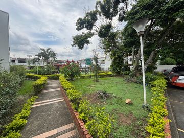 casa condominio en venta en la hacienda. Cod V4942