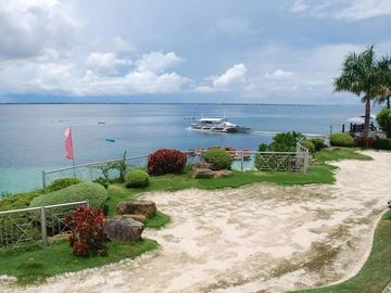 READY FOR OCCUPANCY 68 sqm beach front 1- bedroom condo for sale in La Mirada Residences Lapulapu City
