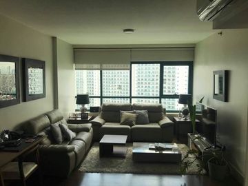 Condominium for Sale 2 bedrooms: 2BR Flat Condo for Sale in Edades Tower and Garden Villas Rockwell Makati