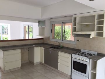 Excelente Chalet en Country Solar del Bosque - Canning