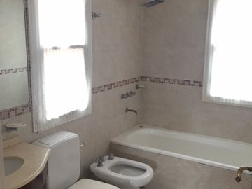 Excelente Chalet en Country Solar del Bosque - Canning