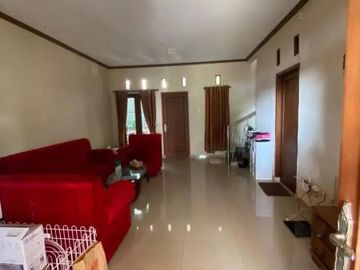 Rumah cantik Perum 2lt jl palagan km 7 dkt UGM