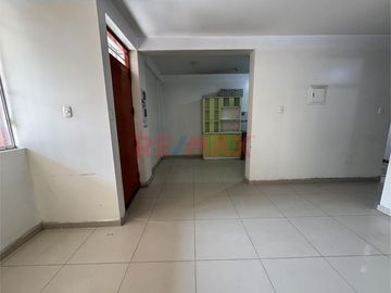 Venta Departamento 1Er Piso Más Cochera Alameda De Ñaña