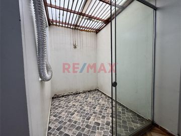 Venta Departamento 1Er Piso Más Cochera Alameda De Ñaña